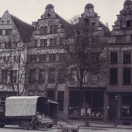 Hotel Dh -deutsches Haus- 3*