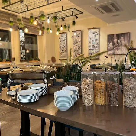 Dh -deutsches Haus- אמדן