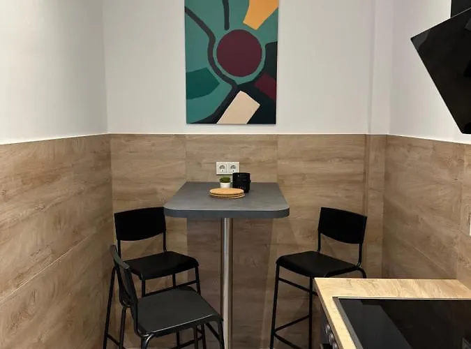 Hotel Dh -deutsches Haus-