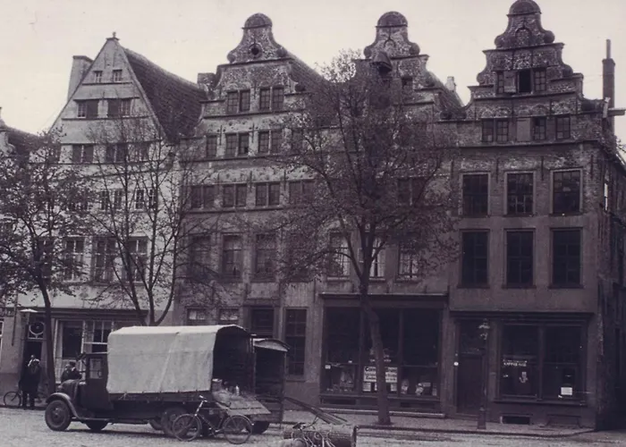 Hotel Dh -deutsches Haus- 3*